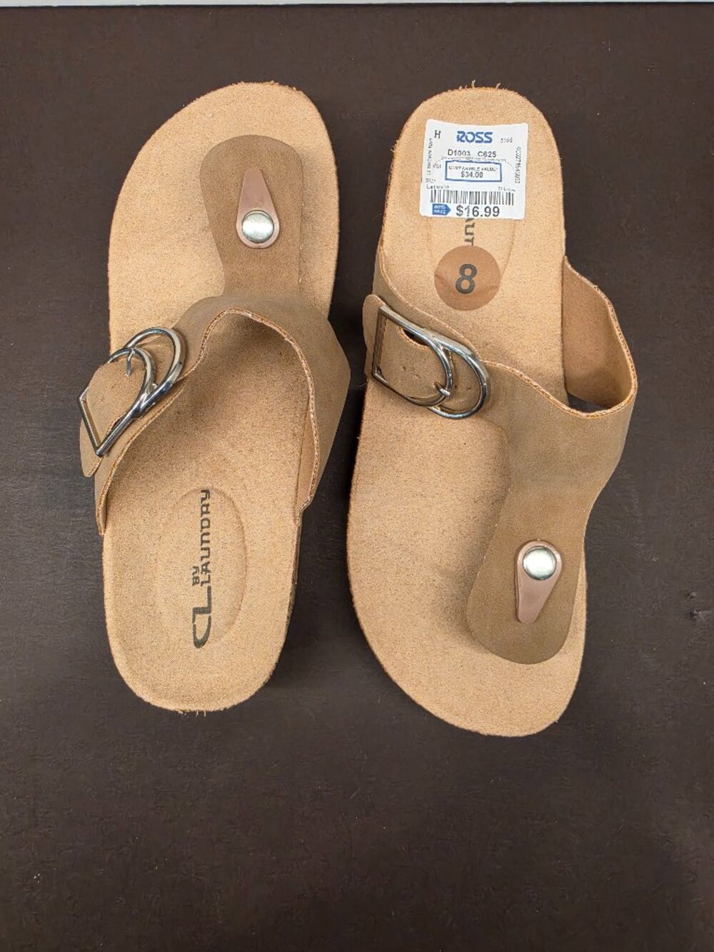 CL by Laundry Women's tan suede buckle thong slide sandals size 8 nwt